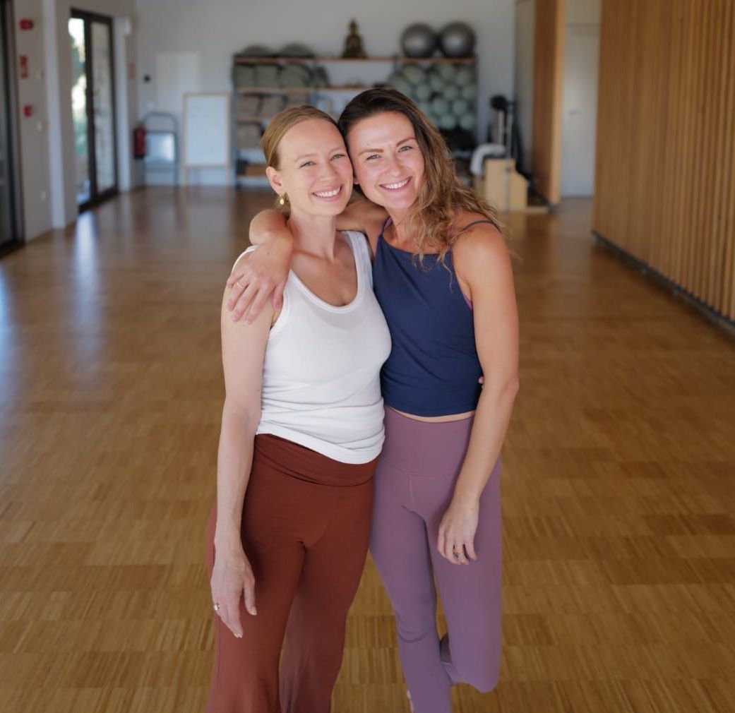 Amy Yoga Vino Retreat Amy Janet | Ebbio Upcoming retreats